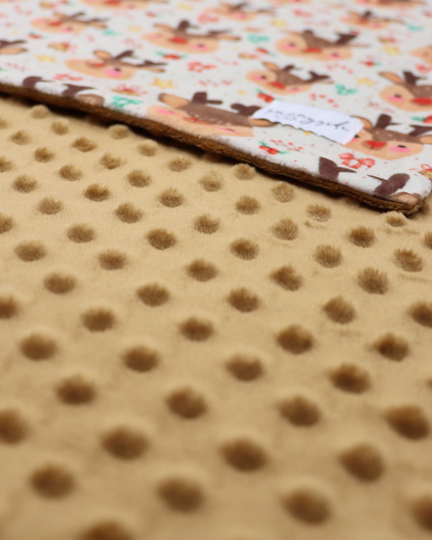 Reindeer Kisses - Pet Blanket