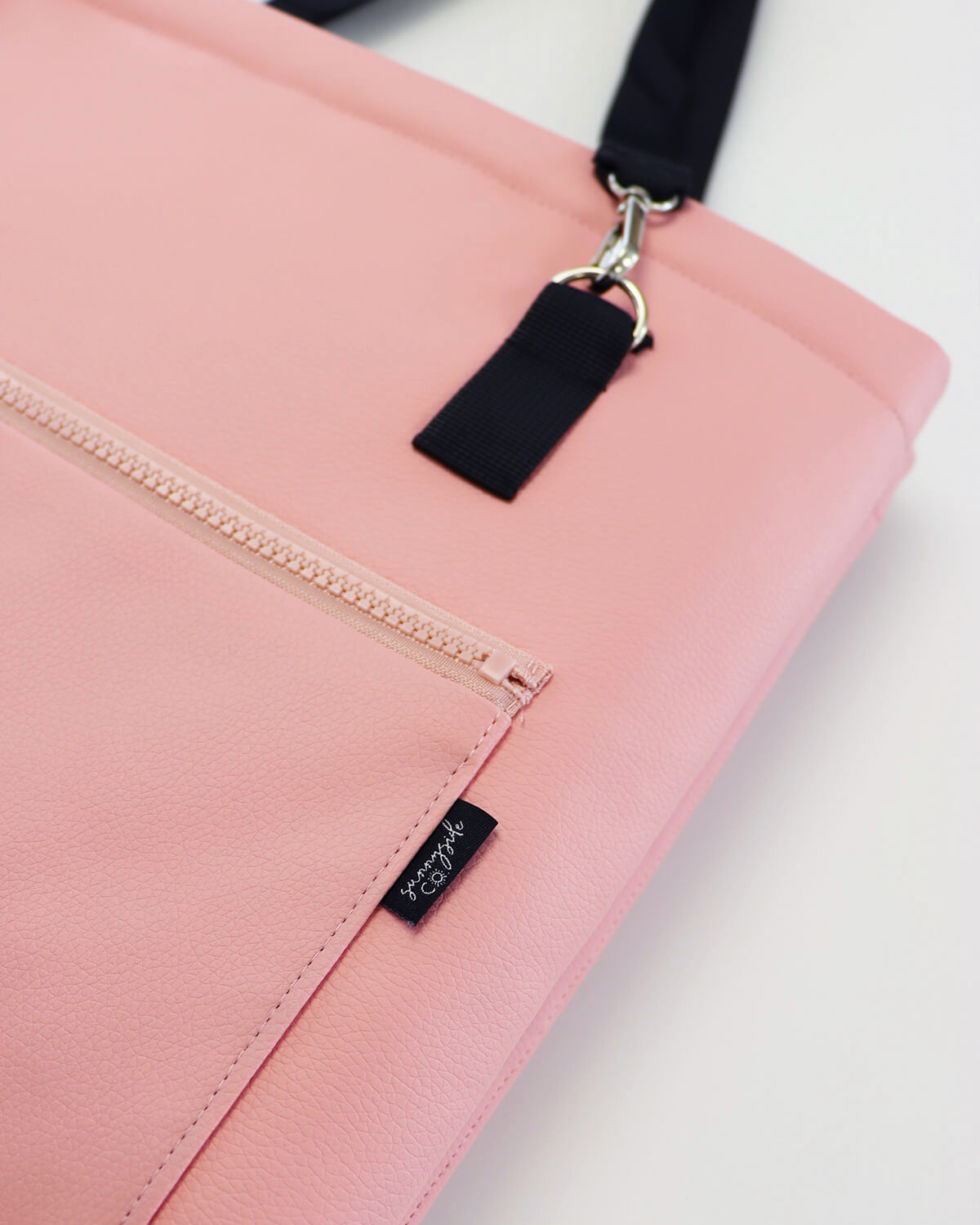 The Original Faux Leather Mat Bag - PINK