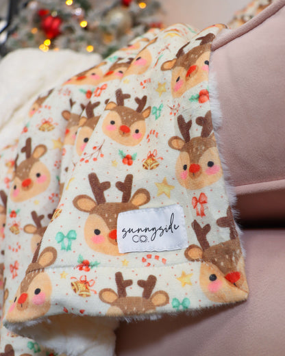 Reindeer Kisses - XL Plush Blanket